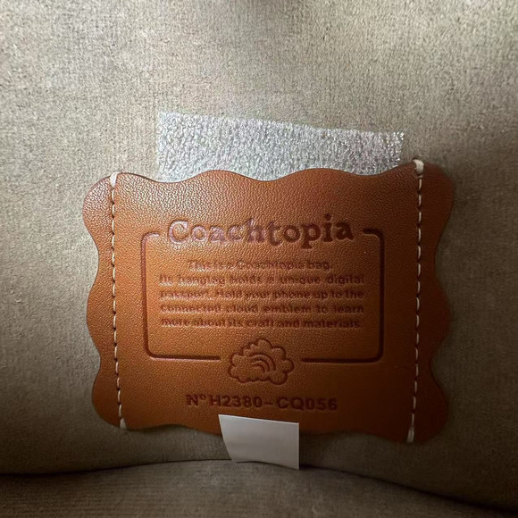 COACH Mini Wavy Dinky Bag In Crinkle Patent Coachtopia Leather Crossbody Amber - Picture 10 of 12